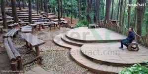 Teater Musik di Hutan Pinus Imogiri